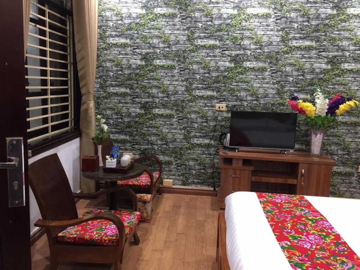 Dollar Homestay & Travel Hanoi Buitenkant foto