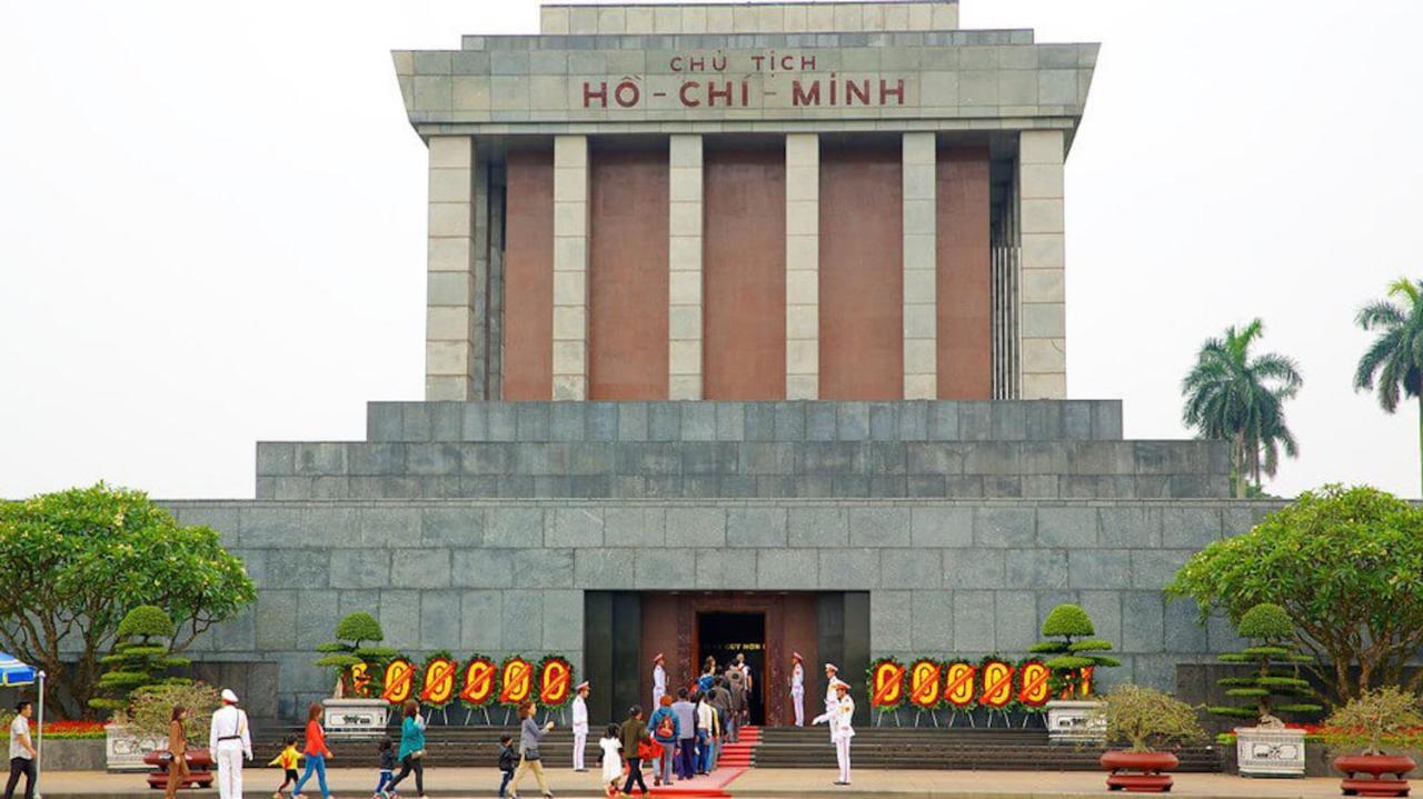 Dollar Homestay & Travel Hanoi Buitenkant foto