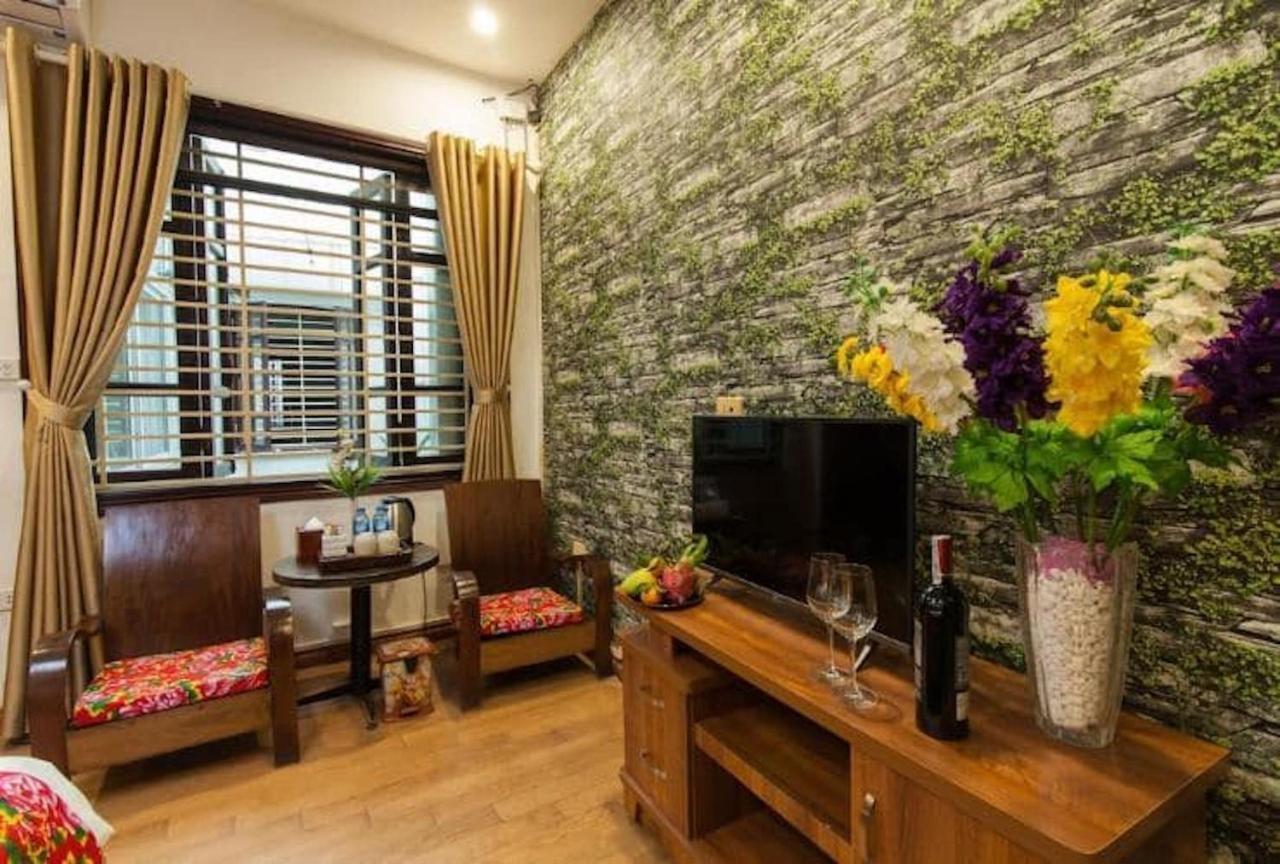 Dollar Homestay & Travel Hanoi Buitenkant foto